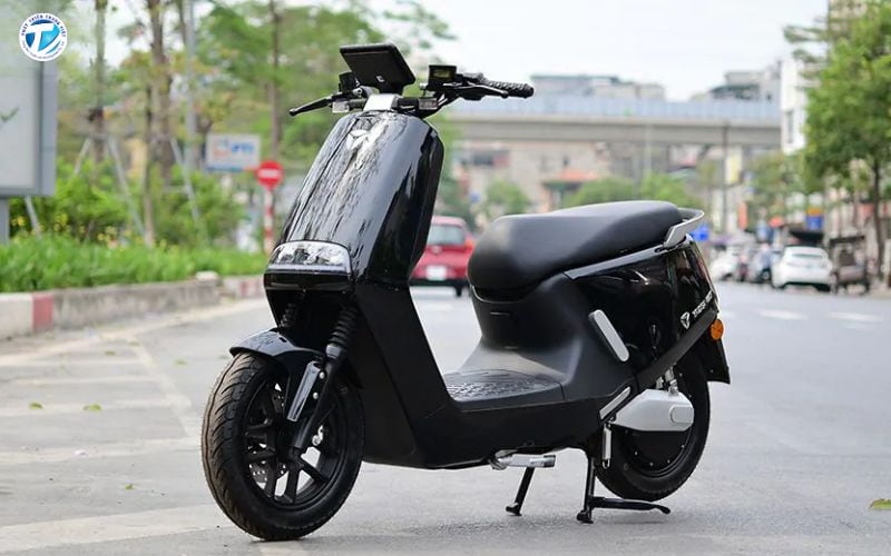 YADEA G5 còn tạo dấu ấn mạnh ở thiết kế hiện đại mang phong cách châu Âu